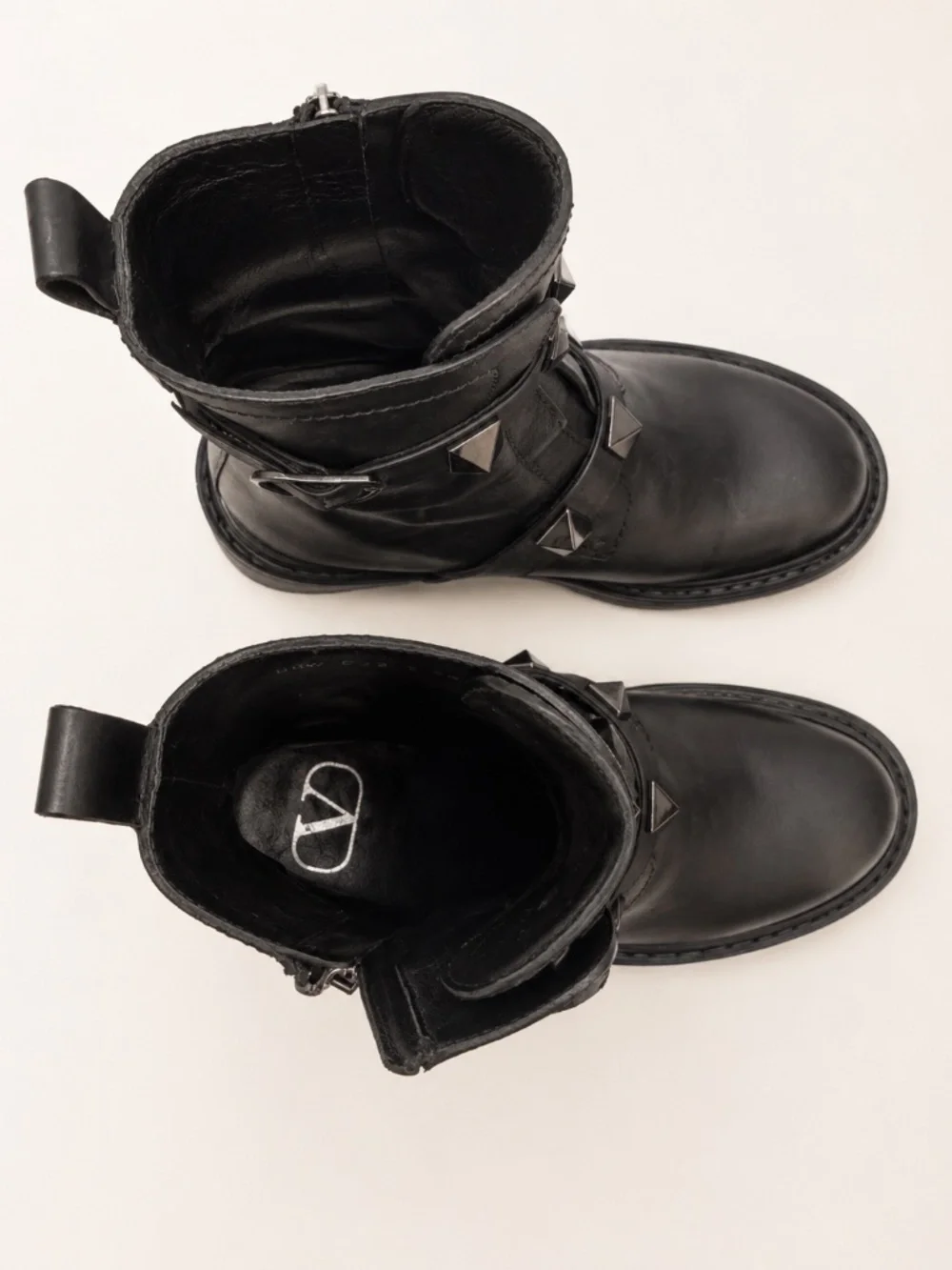 Valentino Garavani Rockstud Boots US 8